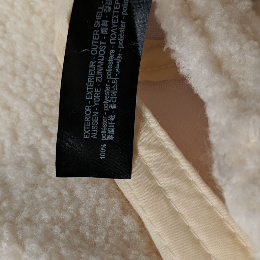 Zara faux shearling cap - Picture 8 of 12